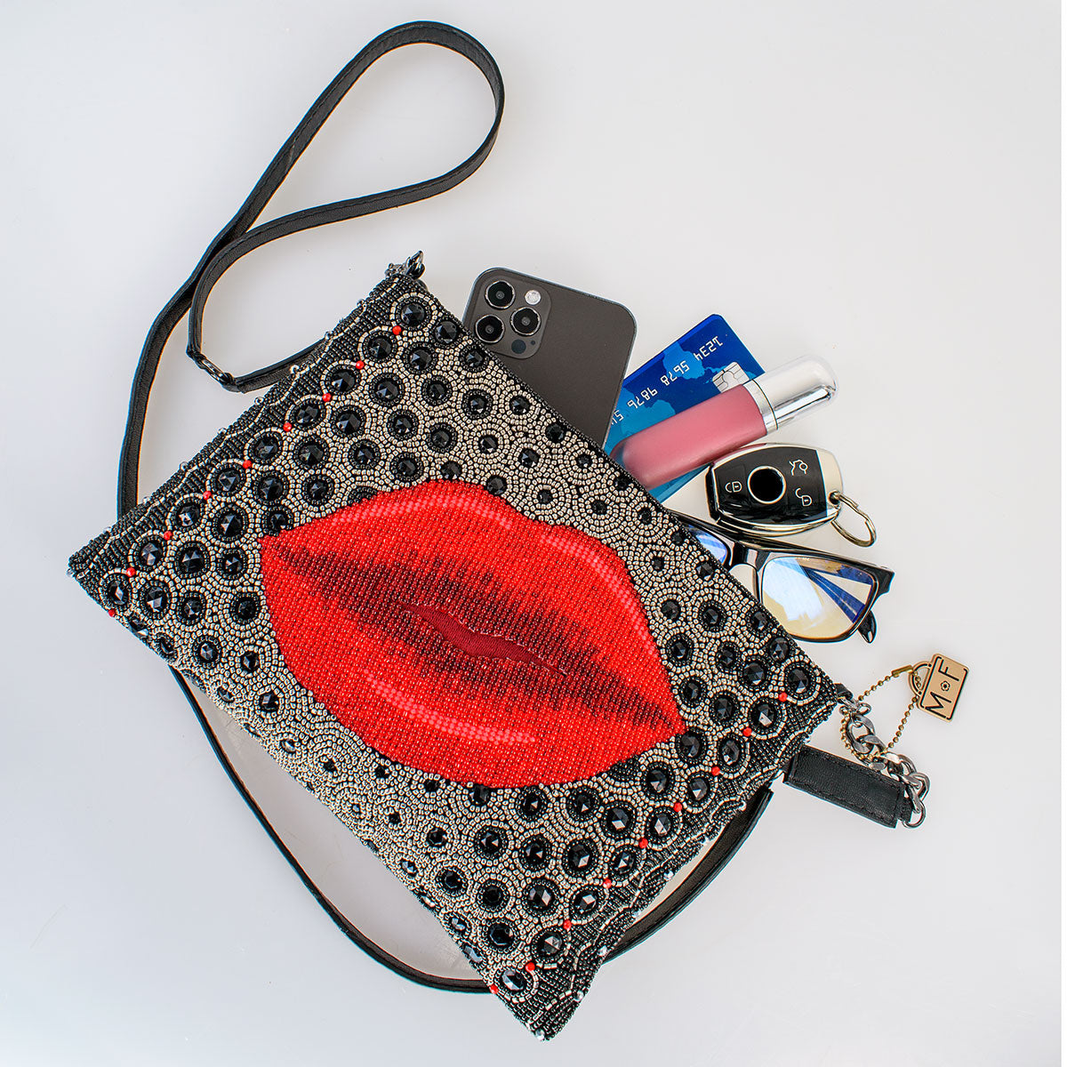 Kiss Crossbody Handbag beaded - 8