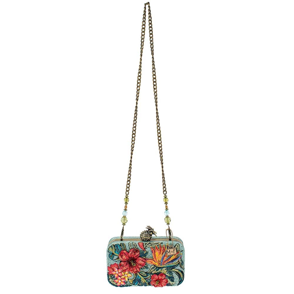 Pin by Daisy Day GlO on Bags | Dakota and elle fanning, Celebrity handbags,  Dakota fanning